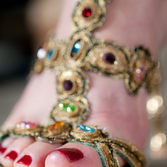 Ce FoU SHoO Jeweled Sandals - Picture 4 of 7